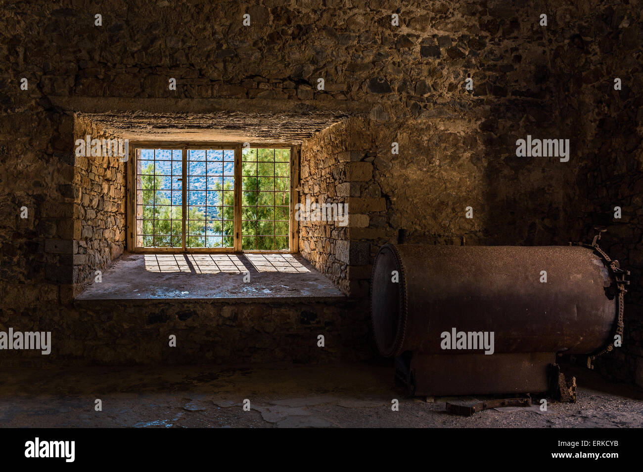 Window in Spinalonga fortress, northern entrance of the Gulf of Elounda, Spinalonga, Crete, Greece Stock Photo