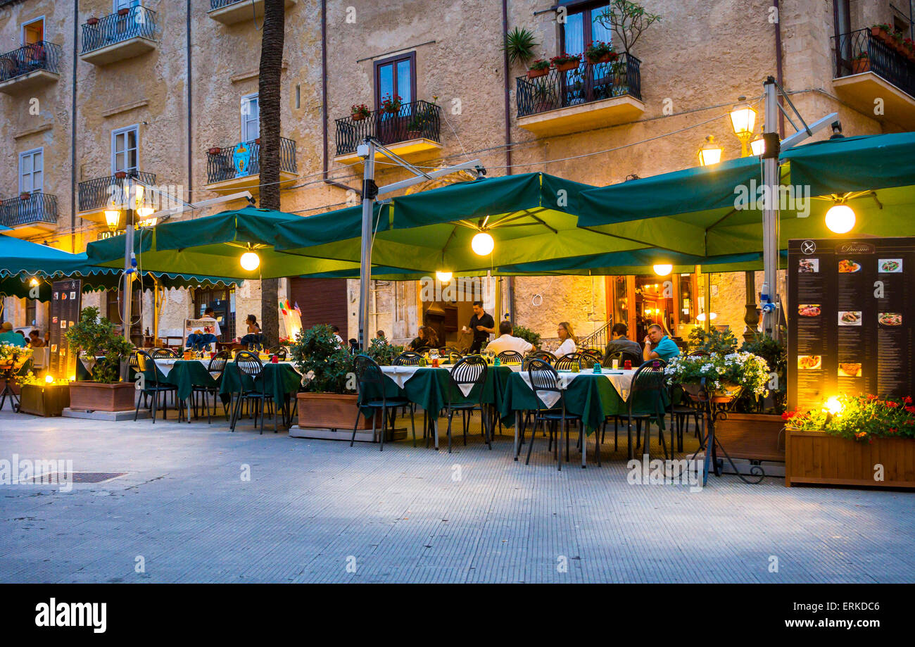Restaurants on the Piazza del Duomo, Cefalu, Province of Palermo, Sicily, Italy Stock Photo