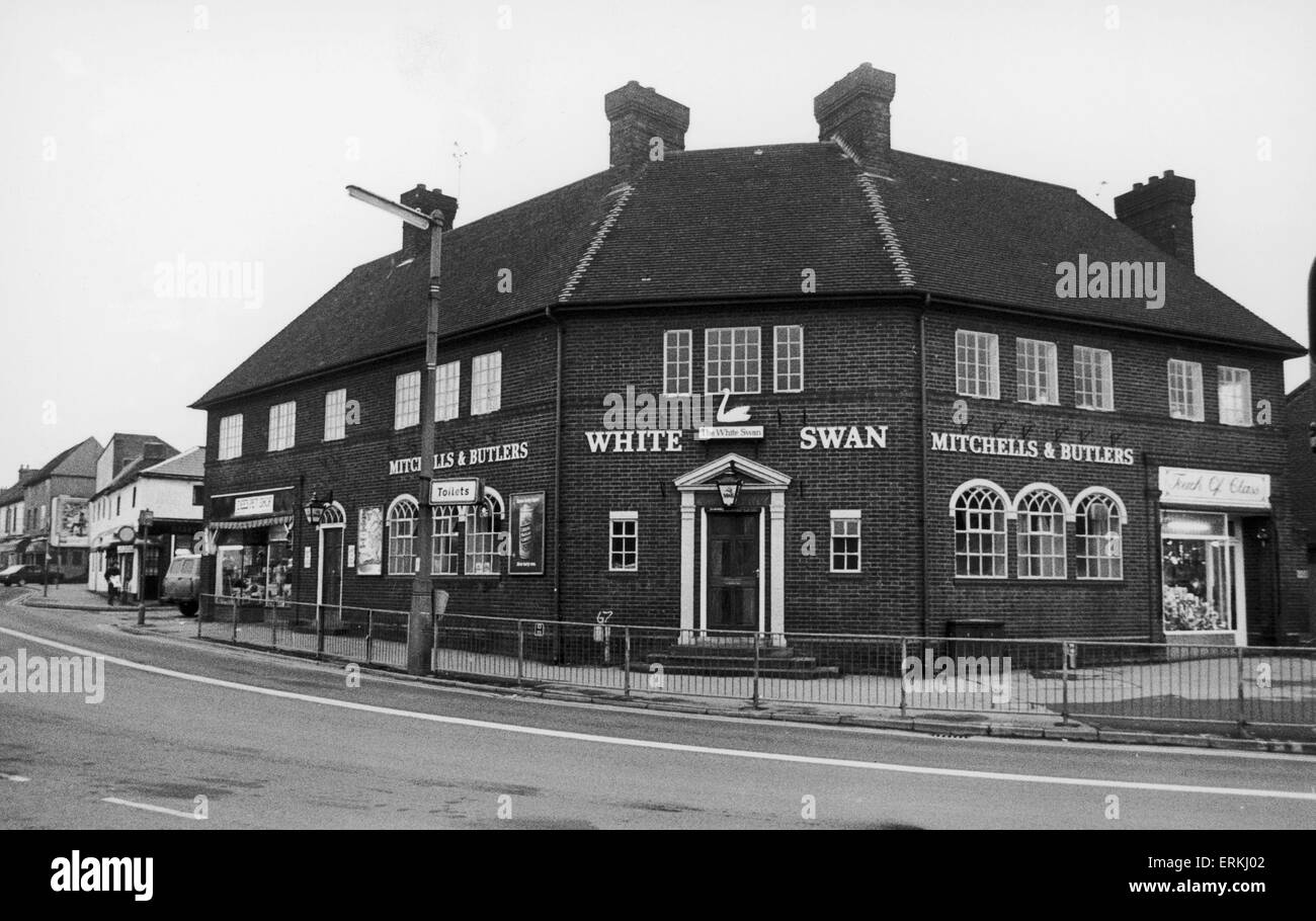 The White Swan Public House in Bedworth 26th January 1987 Stock Photo