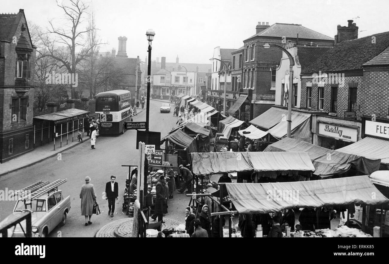 Market day at Bedworth Market Place circa 1962 Stock Photo