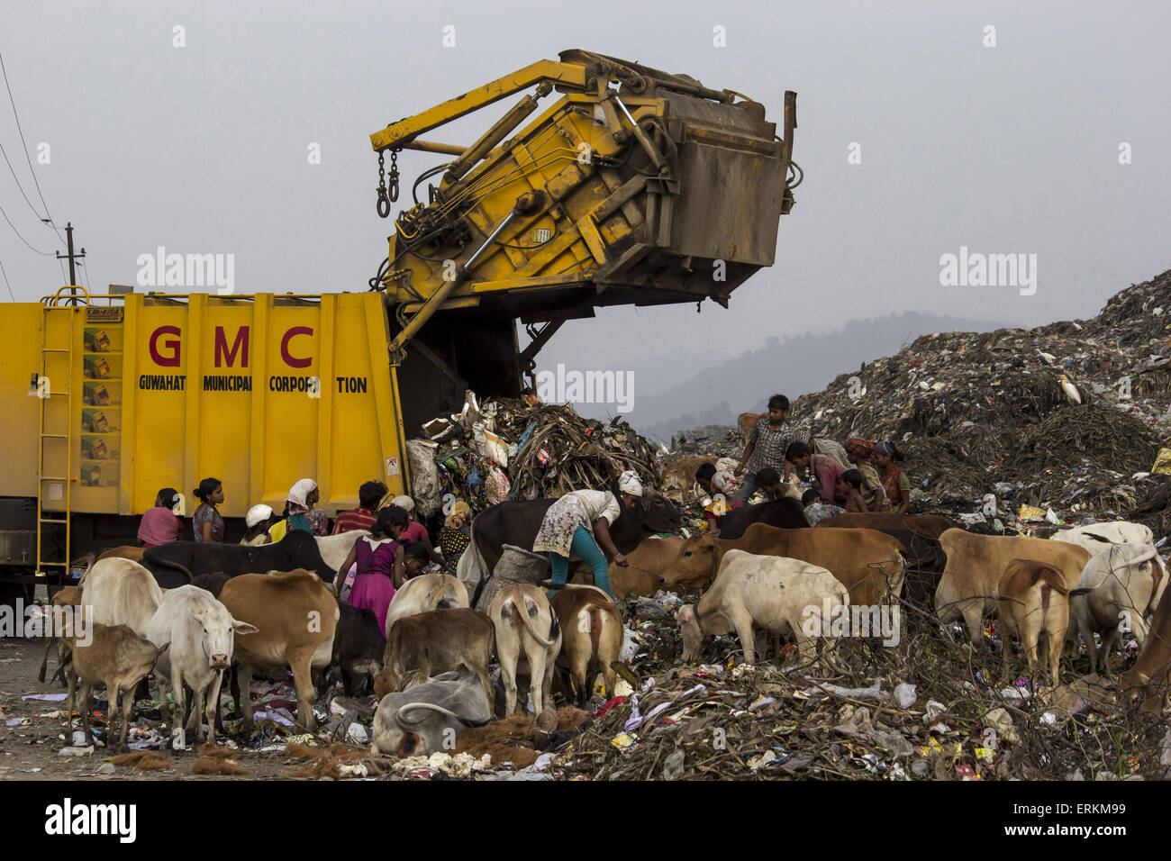 Rag Pickers High Resolution Stock Photography and Images Alamy