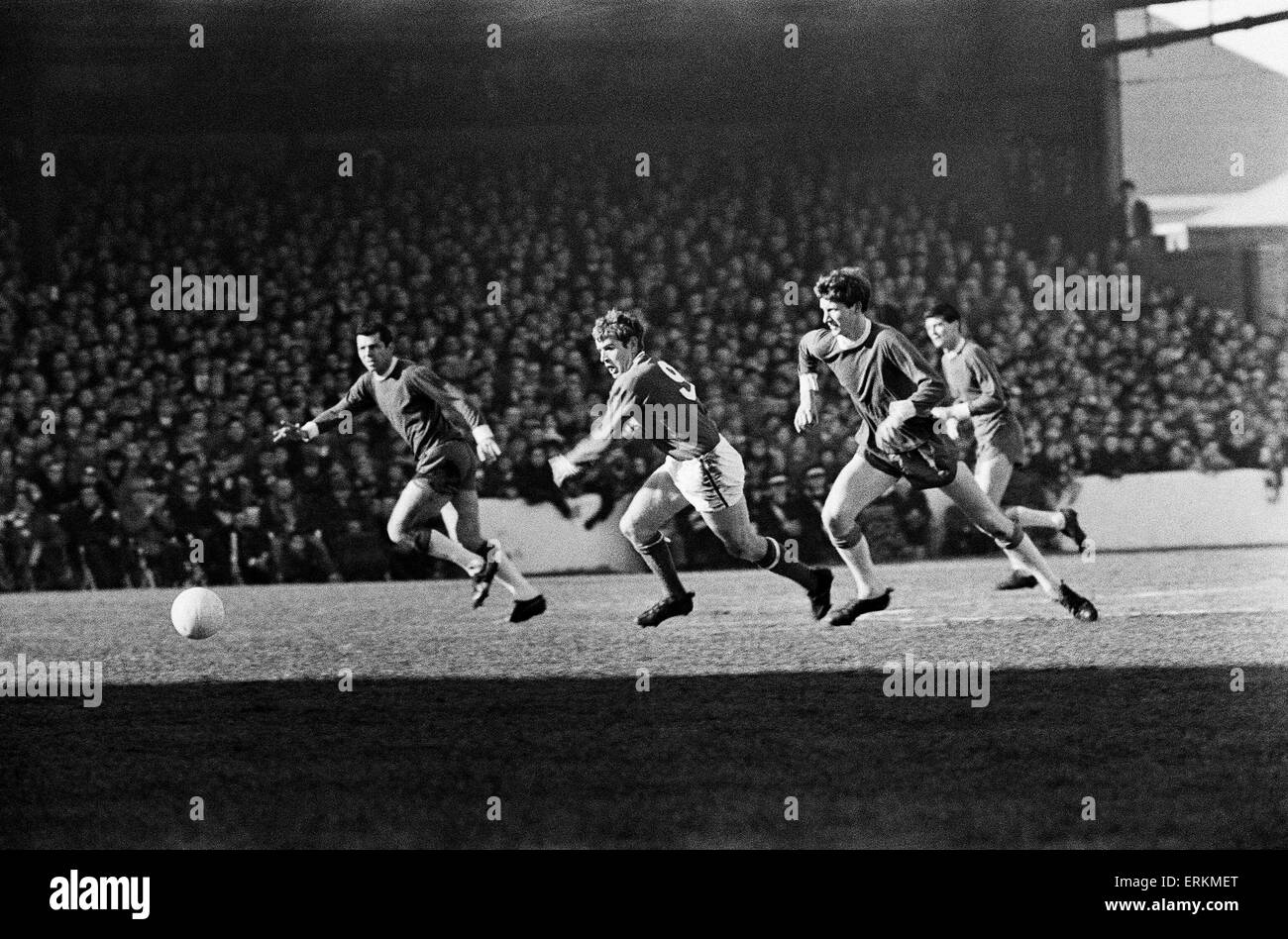FA Cup Fifth Round match at the City Ground. Nottingham Forest 0 v Swindon Town 0. 11th March 1967. Stock Photo