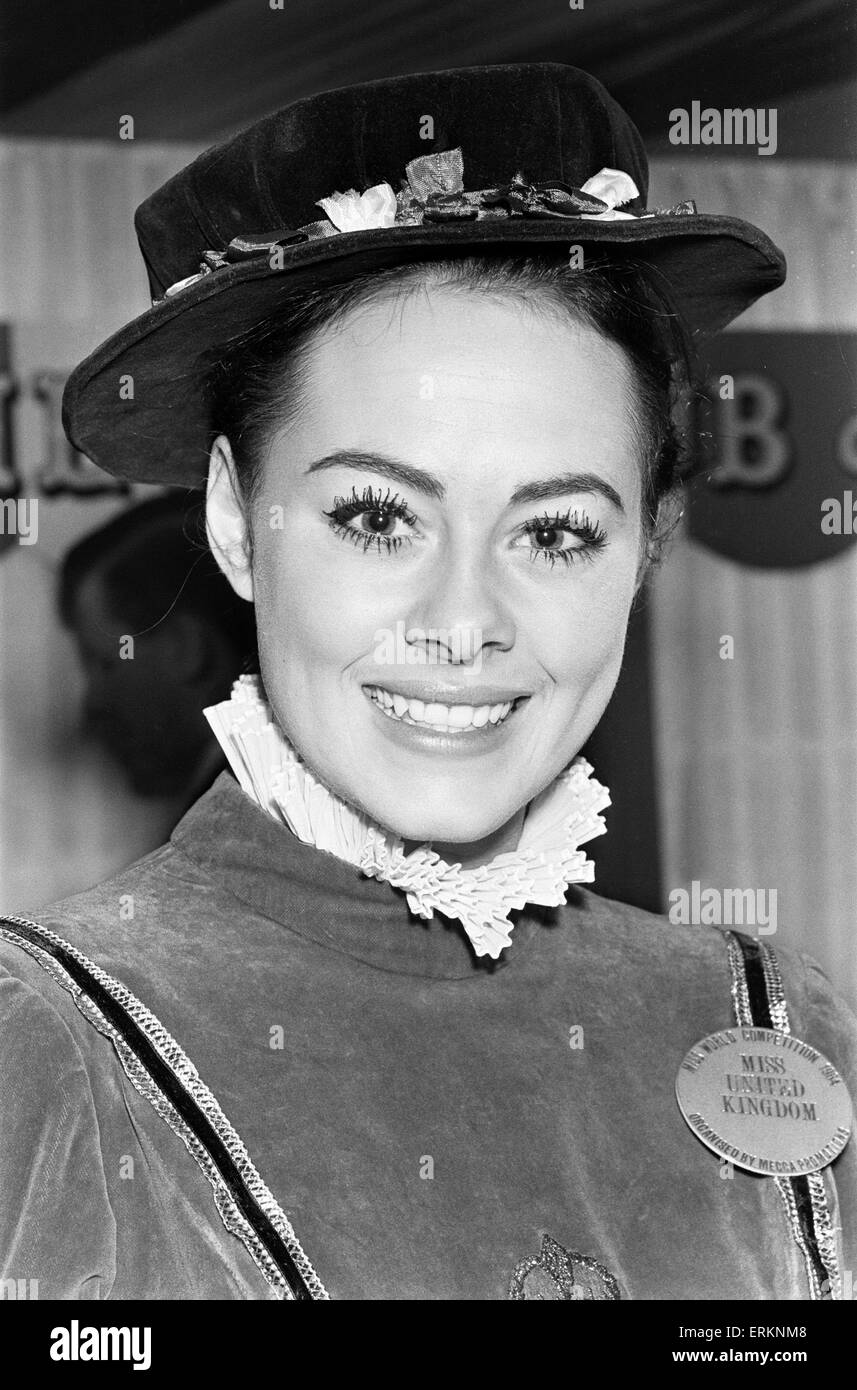 Miss UK 1964, Ann Sidney, Winner Miss World 1964, wearing national themed dress at Variety Club luncheon, the Savoy Hotel in London, 10th November 1964. Stock Photo