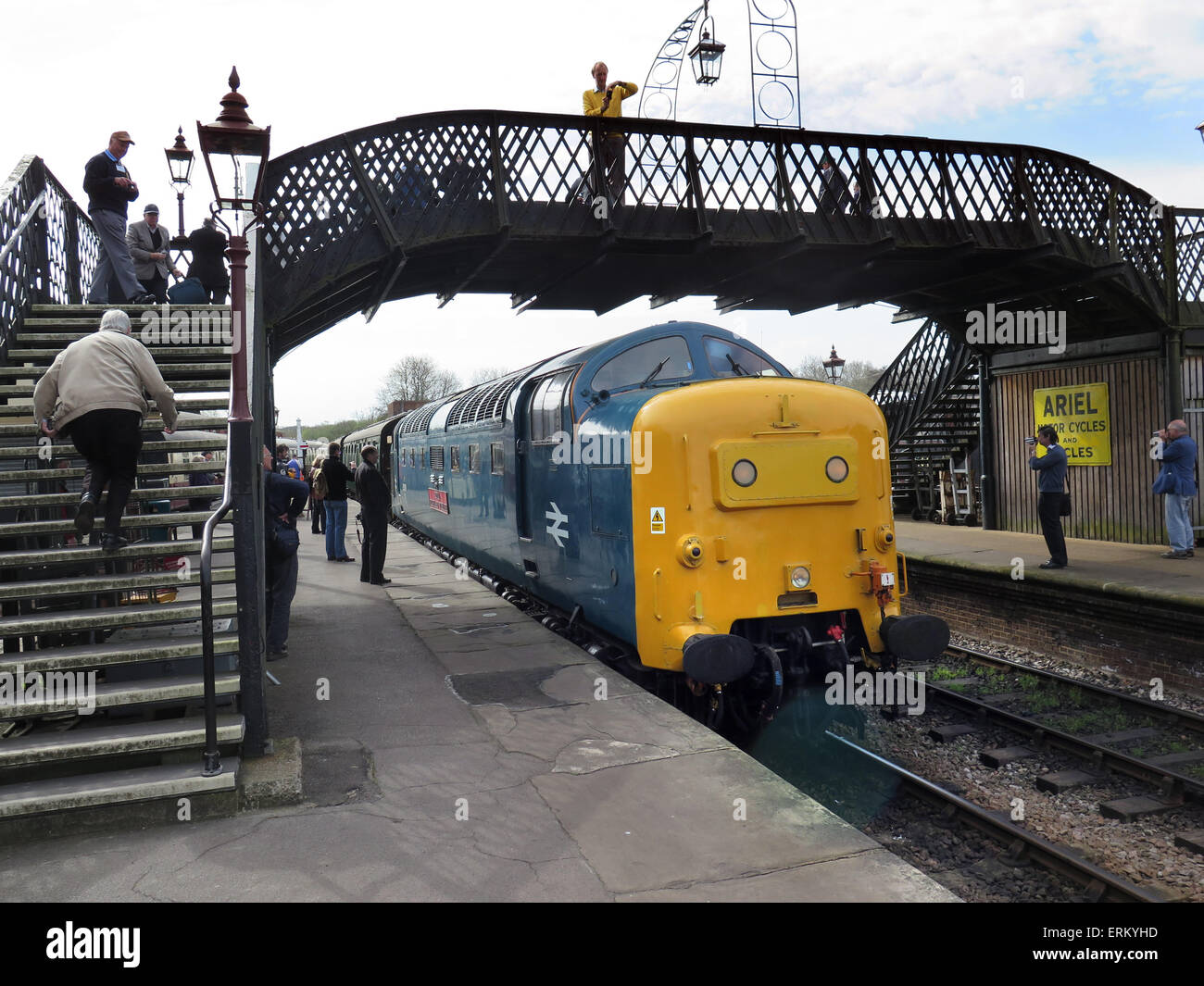 Preserved Deltic diesel D9019 'Royal Highland Fusilier' enters Sheffield Park station on the preserved Bluebell Railway in Sussex on its journey from Sheffield Park to East Grinstead Stock Photo