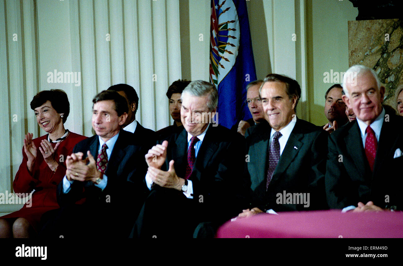 Washington. DC., USA 8th December 1993 President William Jefferson ...