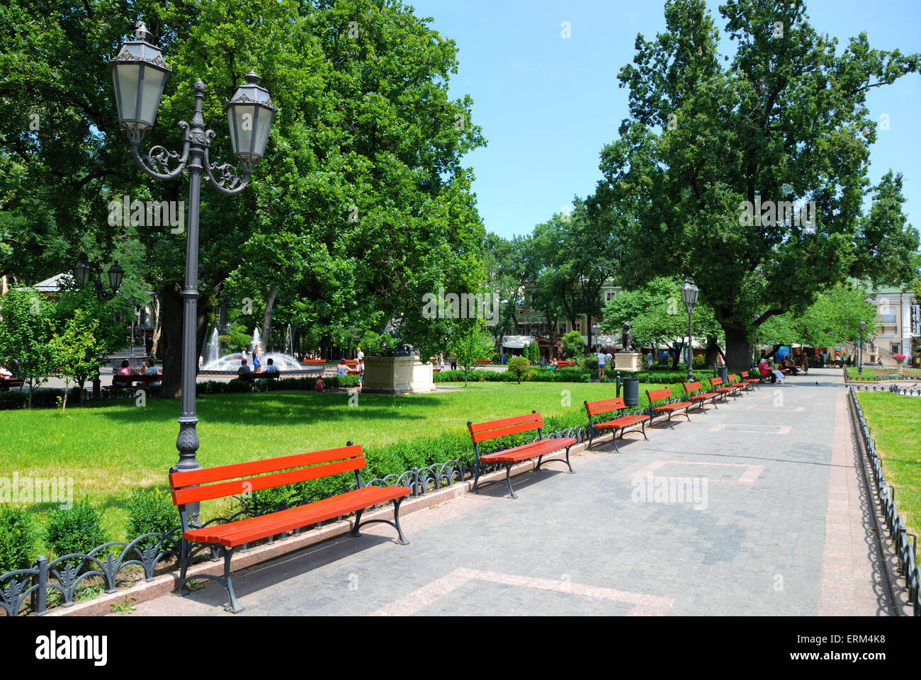 Summer day in public city park Stock Photo - Alamy