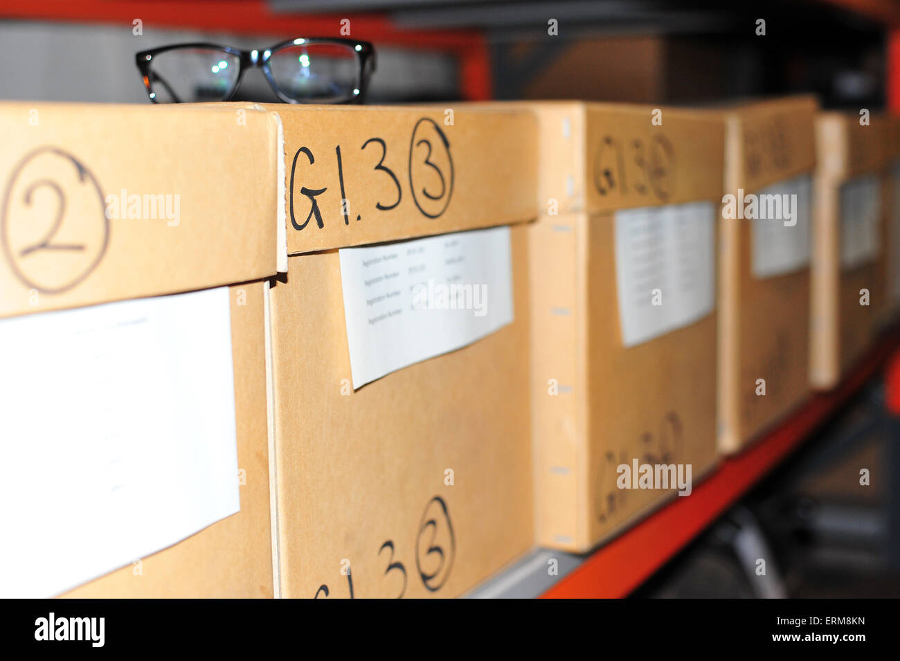Cardboard crates warehouse uk hires stock photography and images Alamy