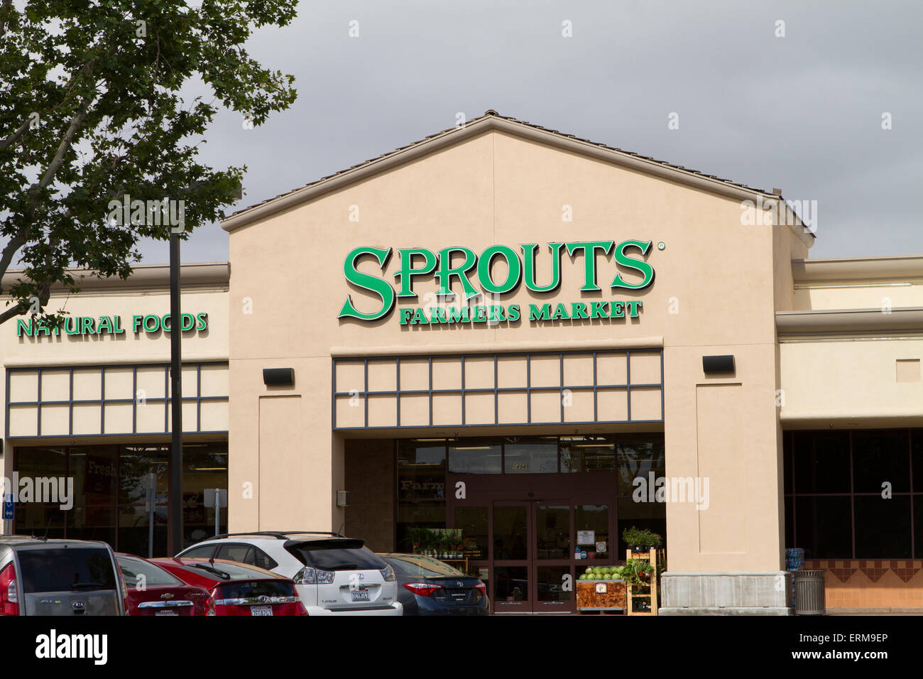 Sprouts farmers market hires stock photography and images Alamy