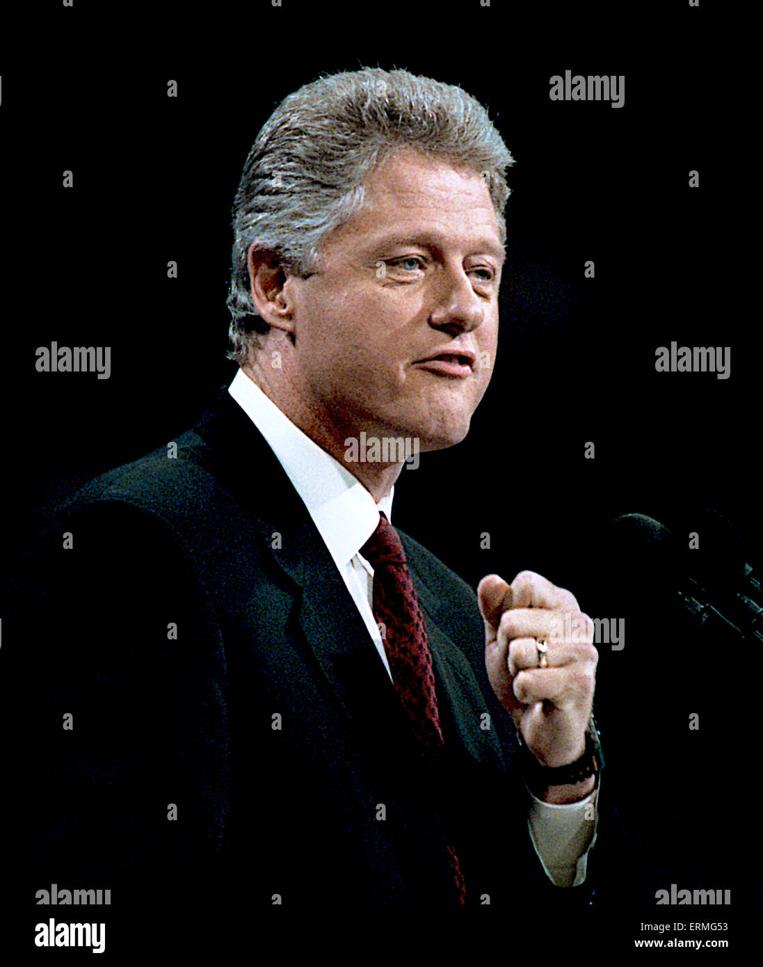 New York, NY. 7-16-1992 Arkansas Governor William Clinton accepts the ...