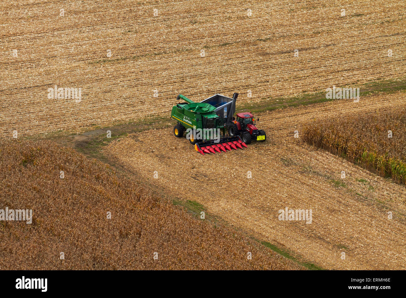 Tractors combine harvester hires stock photography and images Alamy