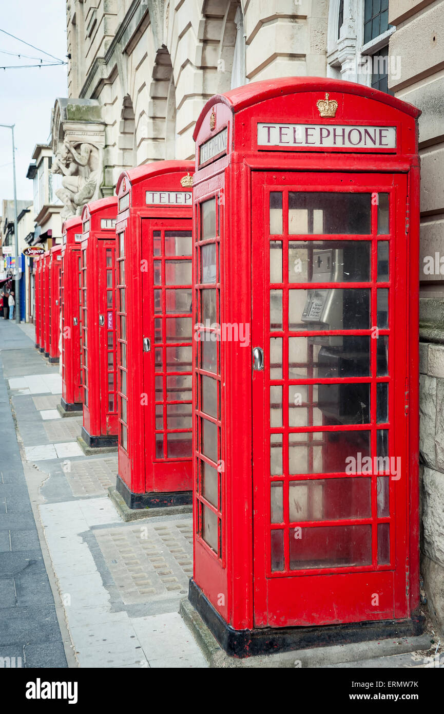 telephone-boxes-in-a-row-blackpool-lancashire-england-stock-photo