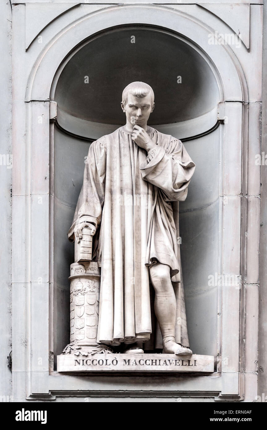 Statue of Niccolò Machiavelli in Uffizi gallery, seen in Lungarno degli Archibusieri street. Florence, Italy. Stock Photo