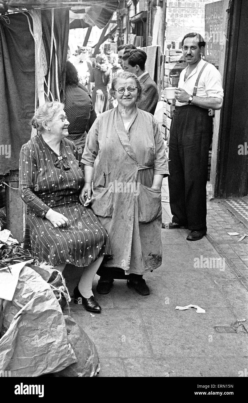 Old east end Black and White Stock Photos & Images - Alamy