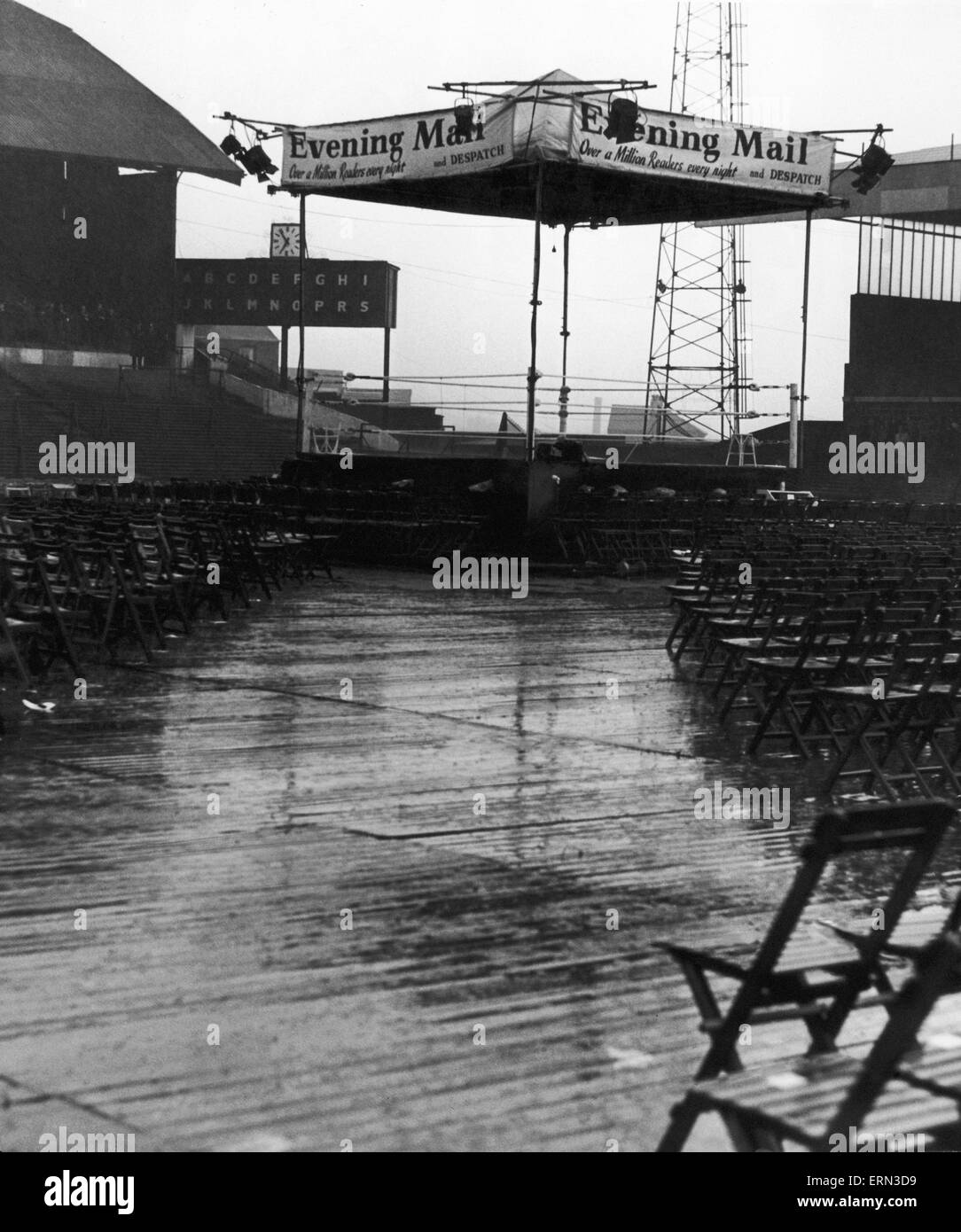 St Andrews, the home of Birmingham City football club, is prepared for the upcoming boxing fight between Henry Cooper and Johnny Prescott.  15th June 1965. Stock Photo