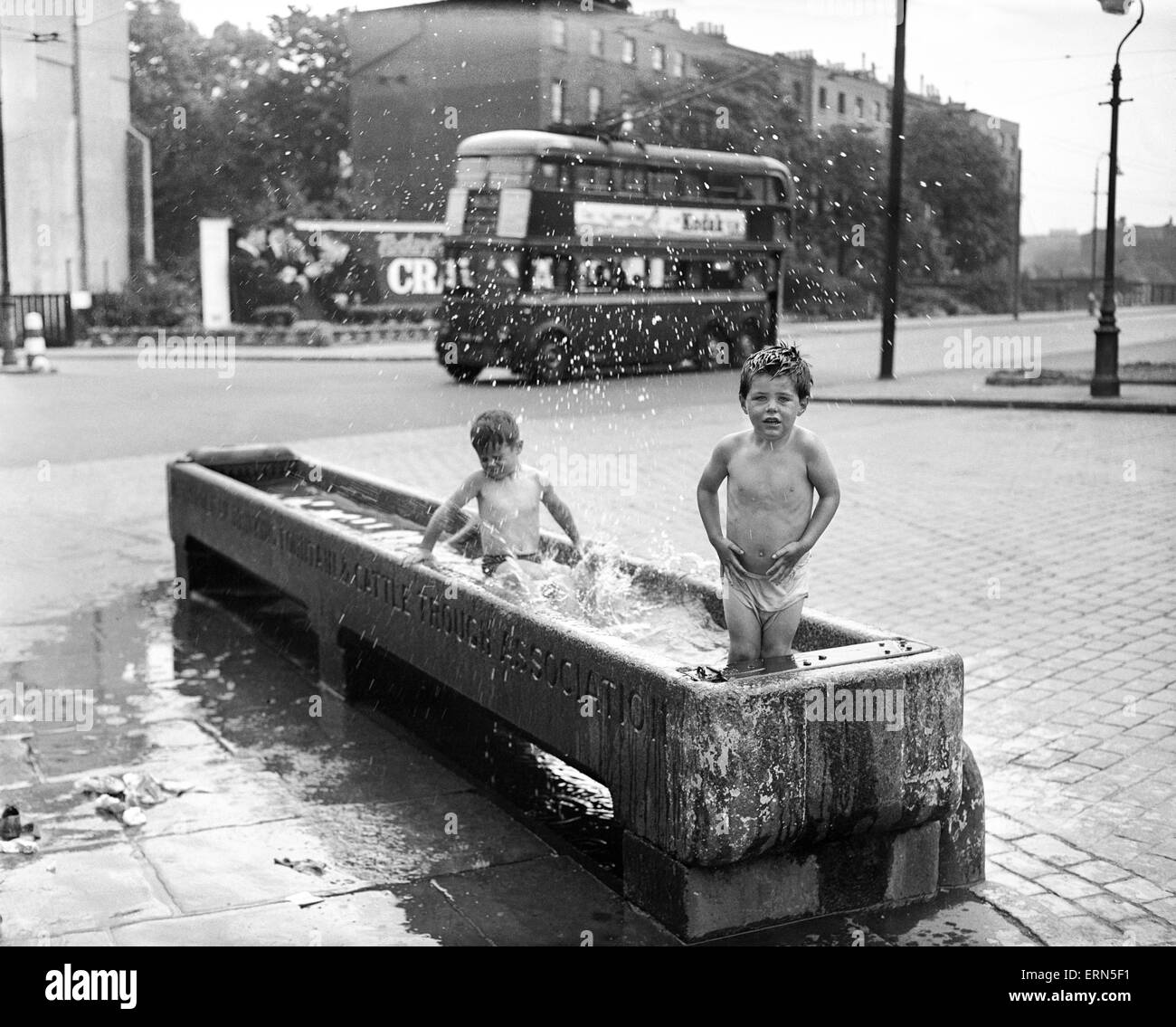 18th century bath Black and White Stock Photos & Images Alamy