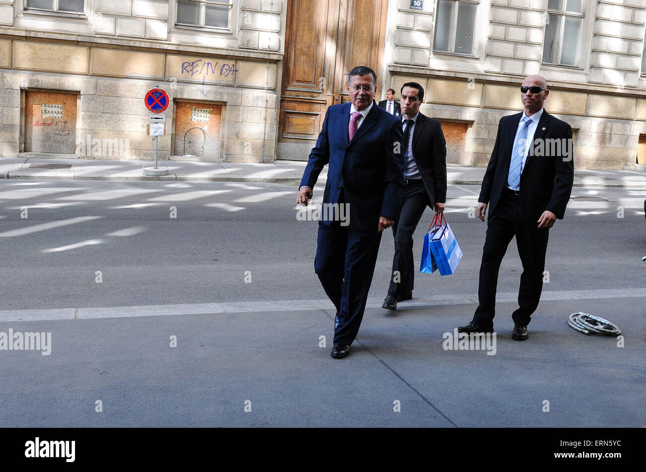 Vienna, Austria. 5th June, 2015. Ecuador's Minister of Non-renewable Natural resources Pedro Merizalde-Pavon (front) arrives for the 167th Ministerial Meeting of the Organization of the Petroleum Exporting Countries (OPEC) at the headquarters of OPEC in Vienna, Austria, June 5, 2015. Credit:  Qian Yi/Xinhua/Alamy Live News Stock Photo