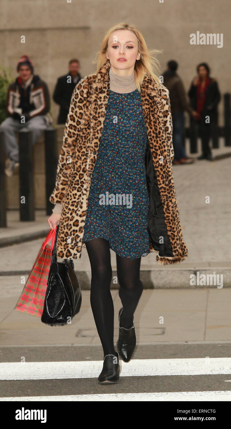 Black tights and dress hi-res stock photography and images - Page 59 - Alamy