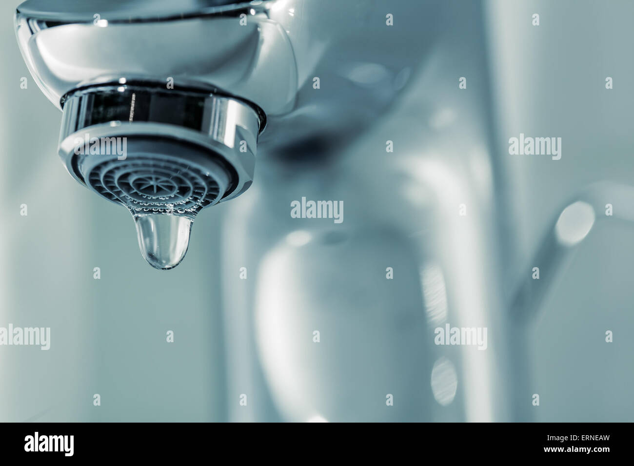 Sink faucet dripping water hires stock photography and images Alamy