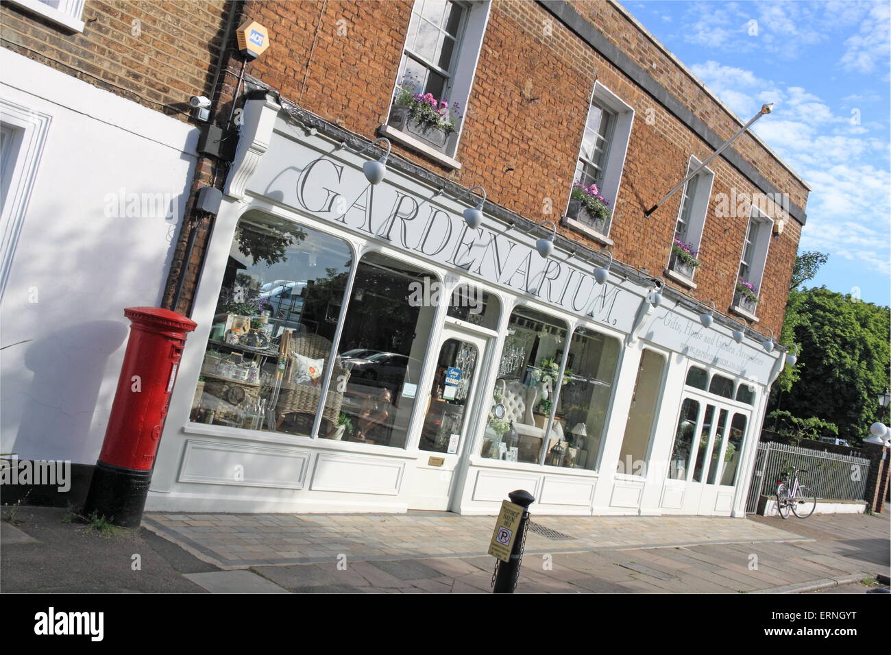 Gardenarium gift and garden shop, Hampton Court, East Molesey, Surrey