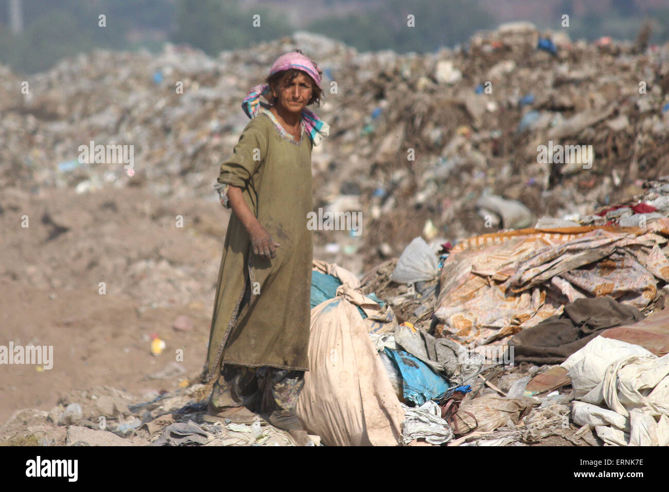 The Rag Picker High Resolution Stock Photography and Images Alamy