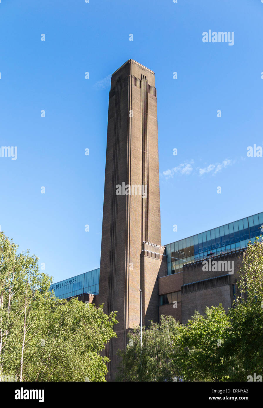 Tall chimney of Tate Modern art gallery, formerly Bankside Power Station, Bankside, London SE1 on a sunny summer's day Stock Photo