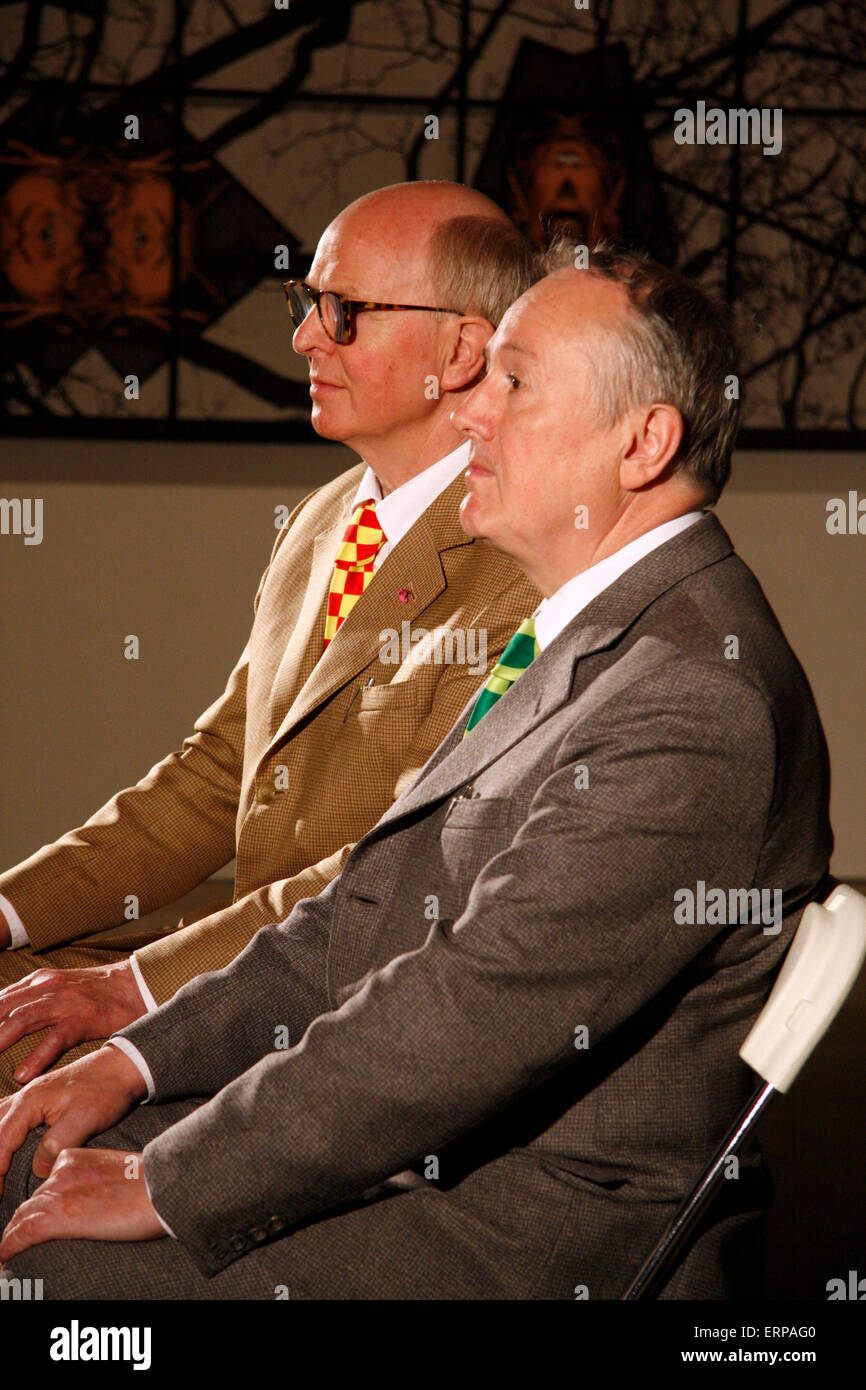 JUNE 12, 2009 - BERLIN: the artist duo 'Gilbert and George' (Gilbert Proesch, George Passmore) at a press conference to their up Stock Photo
