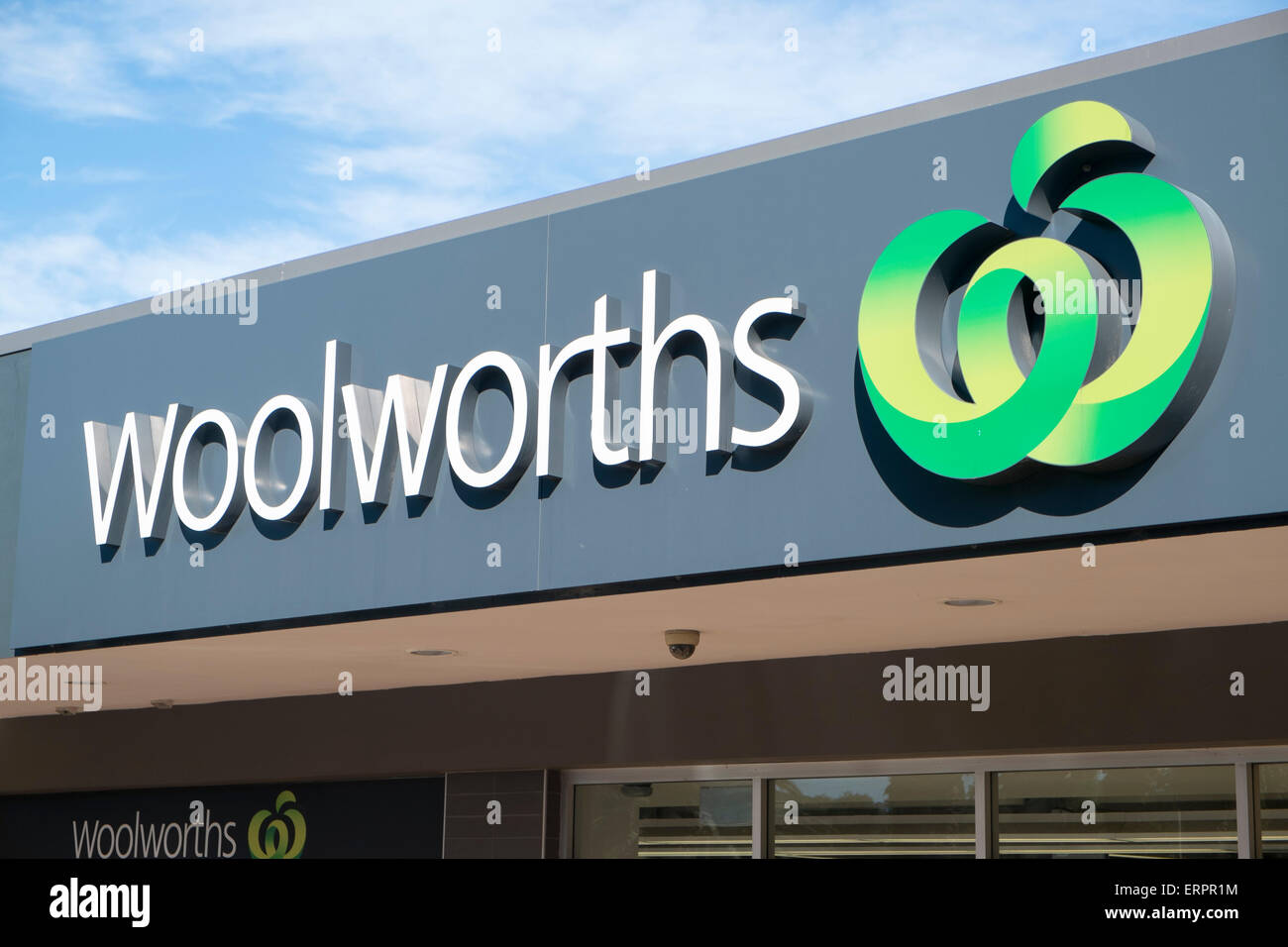 australian woolworths supermarket store in Avalon on Sydney's northern