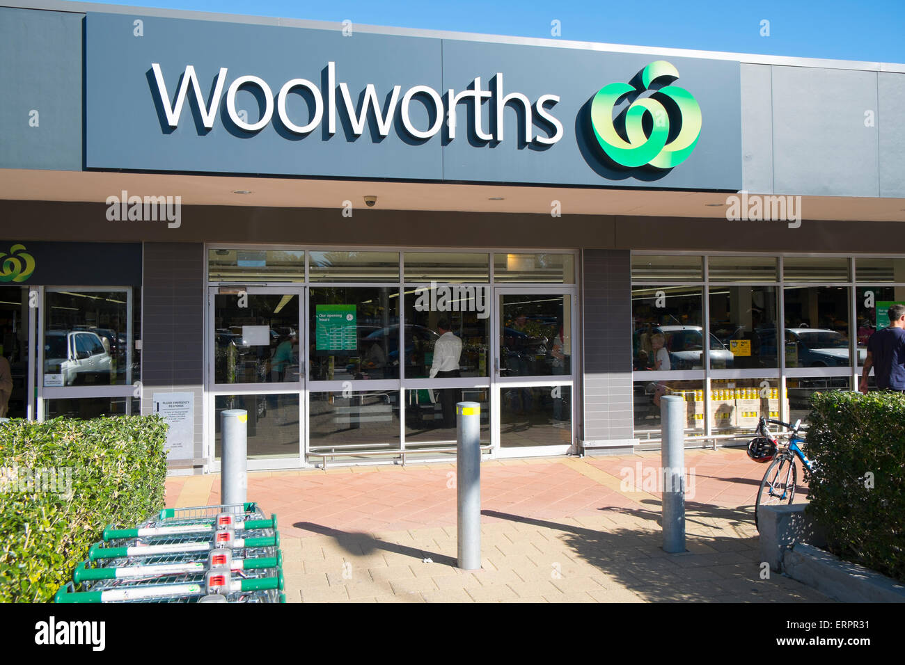 Shopping in supermarkets sydney hires stock photography and images Alamy