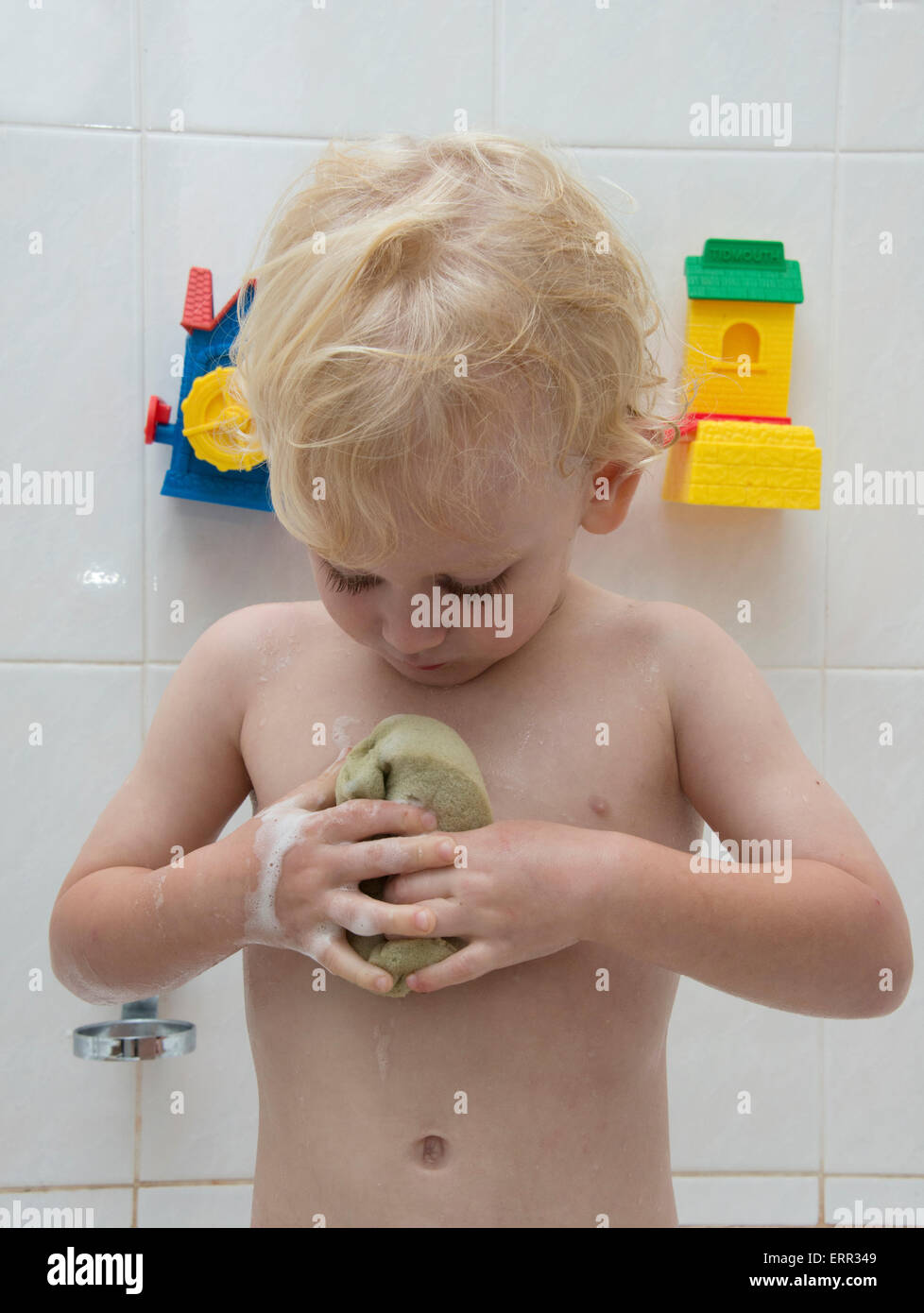 young boy bath Young boy having a bubble bath, Stock Photo, Picture And Low ...