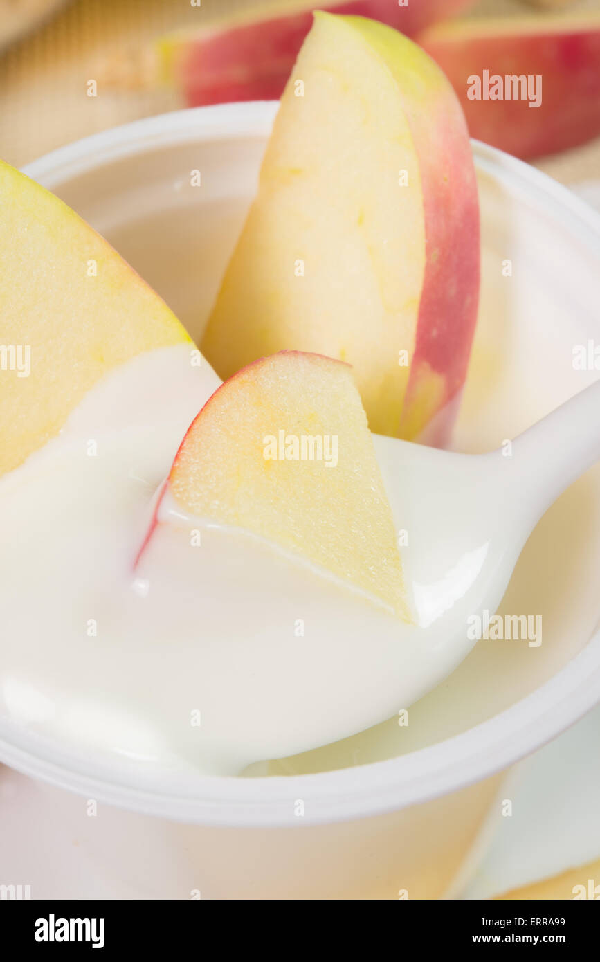 lowfat plain yogurt creamy apples flavor Stock Photo Alamy