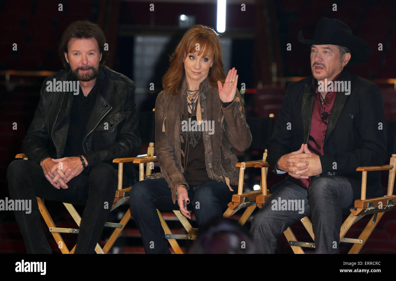 Reba McEntire and Brooks & Dunn named new Caesars Palace headliner Featuring Reba McEntire