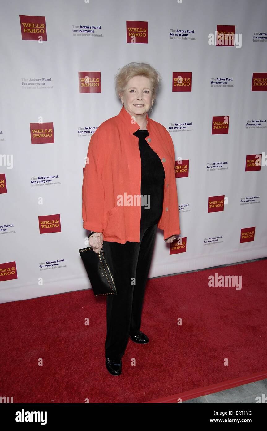 Millicent martin hires stock photography and images Alamy