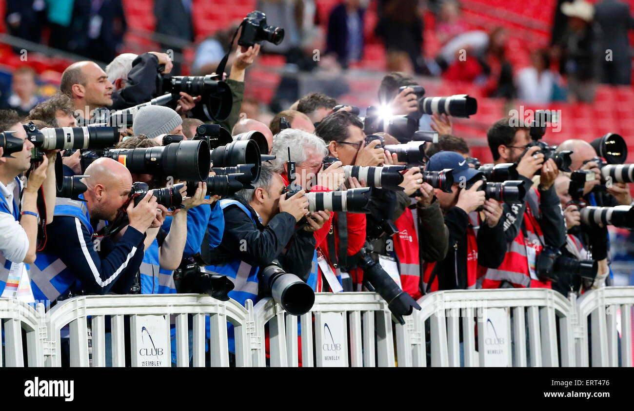 Media press photographers hires stock photography and images Alamy