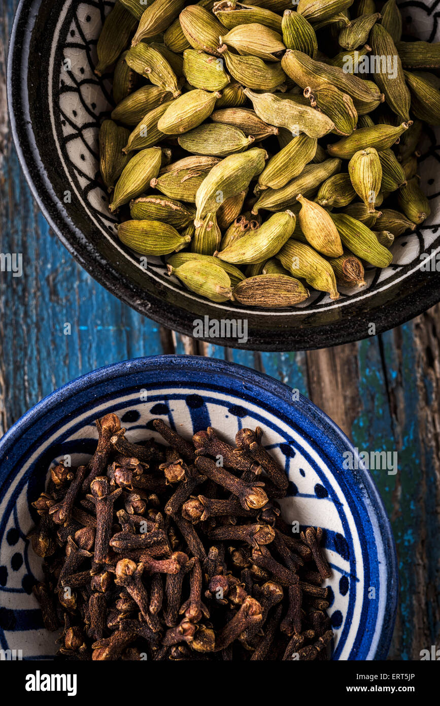 Cardamom and cloves spices Stock Photo Alamy