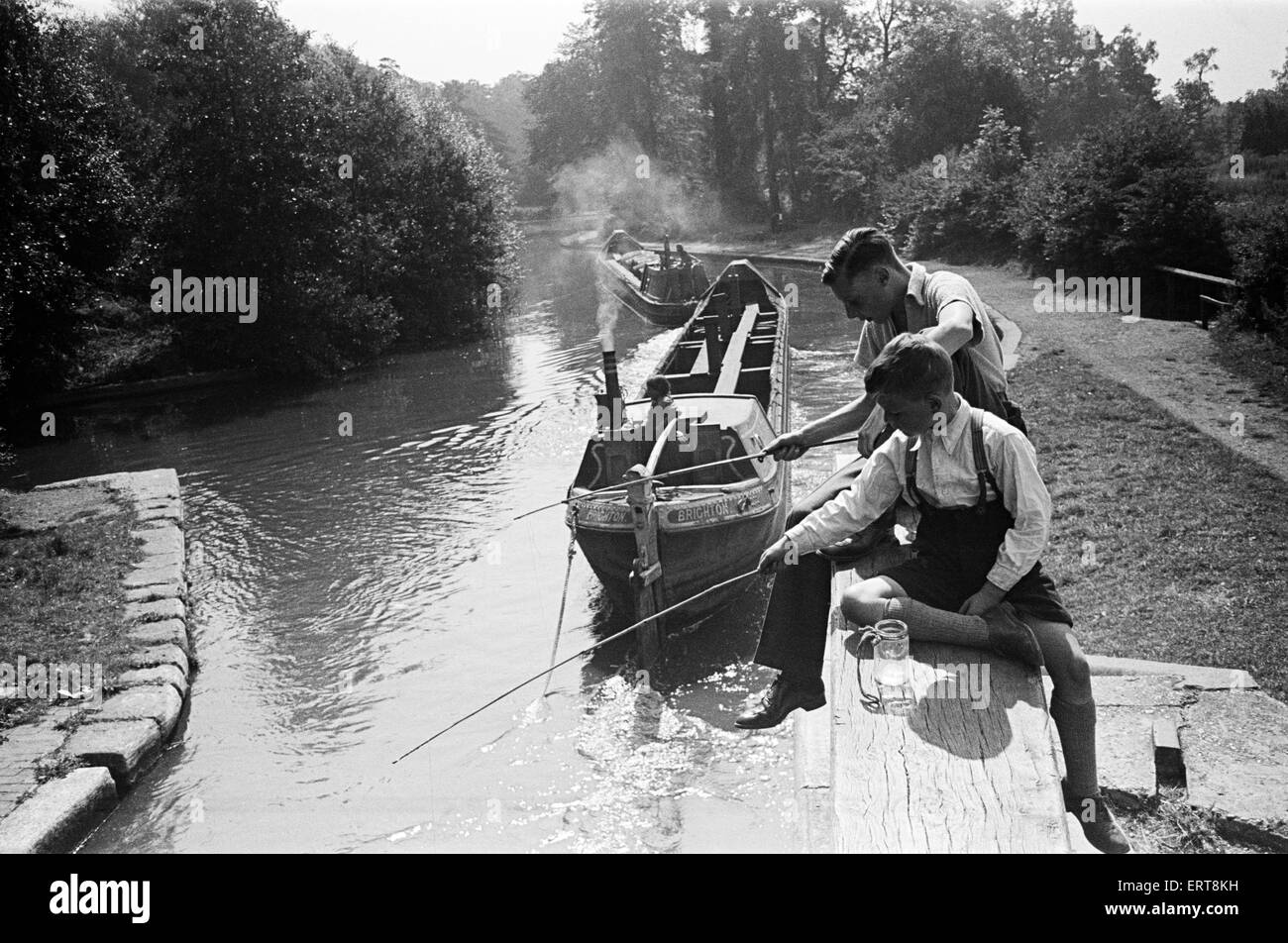 1940s fishing hi-res stock photography and images - Alamy