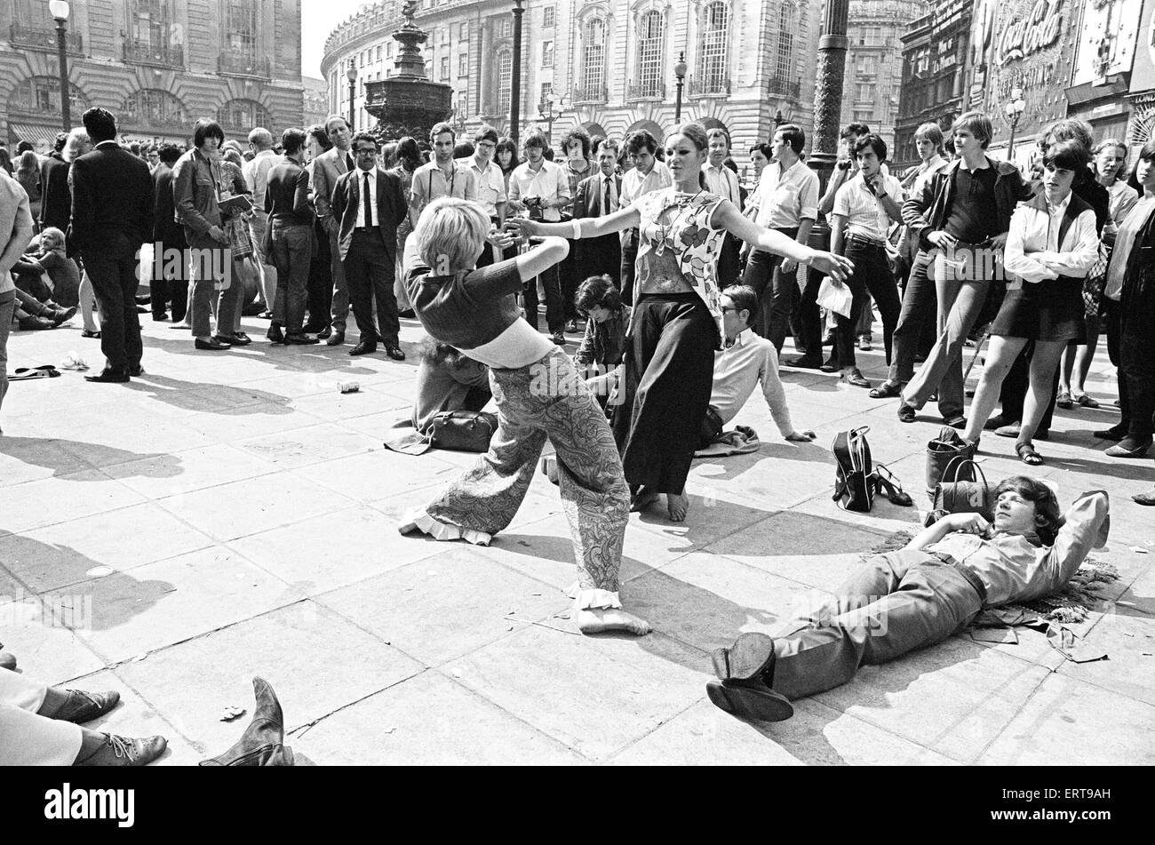 1969 fashion london hires stock photography and images Alamy