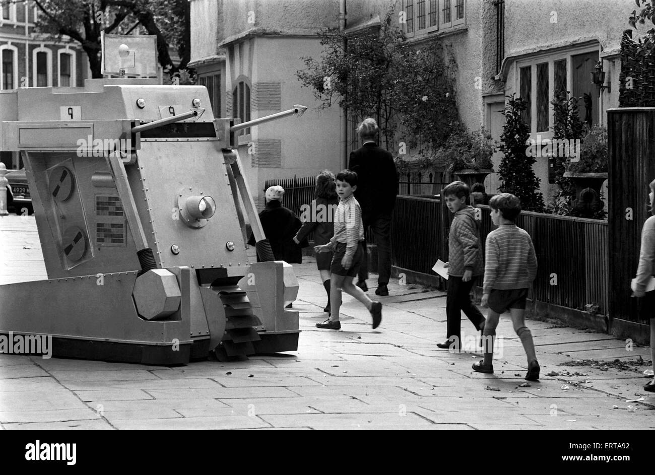 War Machines used by intelligent computer, WOTAN,  in  Doctor Who BBC TV Series, Episodes titled The War Machines. First aired 25th June 1966. Pictured, War Machines parked in Cornwall Gardens Walk, South Kensington, London, 26th May 1966. Stock Photo