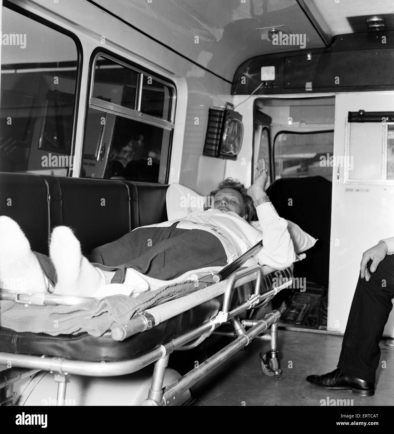 Stuntman Evel Knievel leaves hospital in London. 10th June 1975. Stock Photo