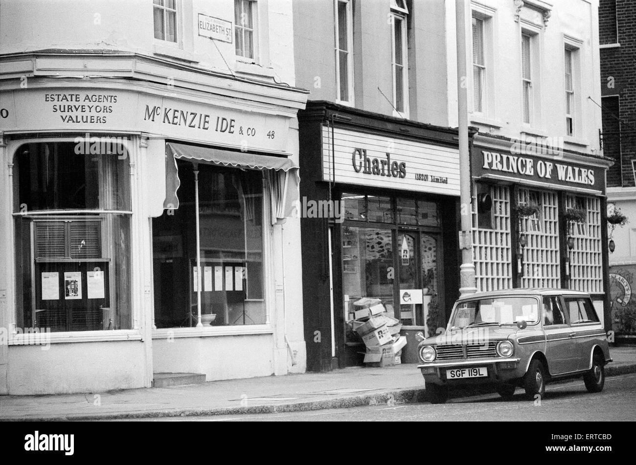 Shops in Elizabeth Street, Belgravia, London SW1 24th September 1973 Stock Photo