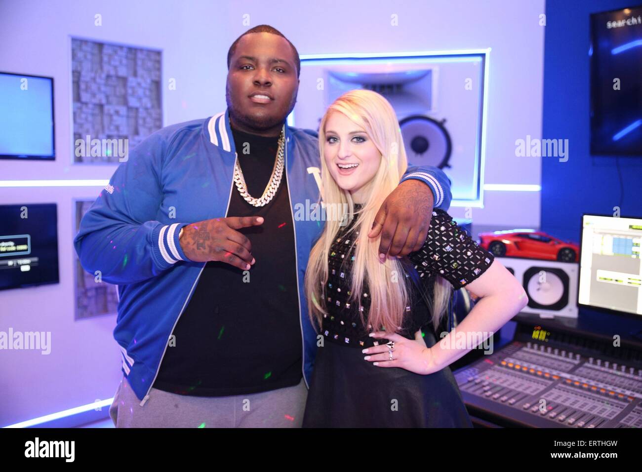 goes behind the scenes with Sean Kingston as he
