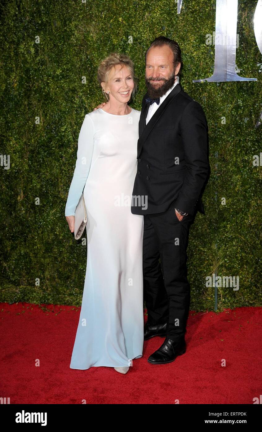 New York, NY, USA. 7th June, 2015. Trudie Styler, Sting at arrivals for The 69th Annual Tony Awards 2015, Radio City Music Hall, New York, NY June 7, 2015. Credit:  Kristin Callahan/Everett Collection/Alamy Live News Stock Photo