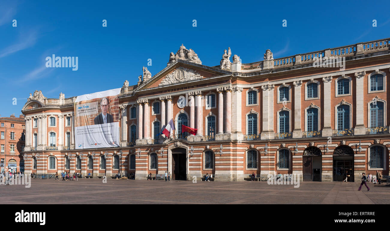 The Capitolium Or Capitole City Hall In The Center Of Toulouse France Europe Stock Photo Alamy