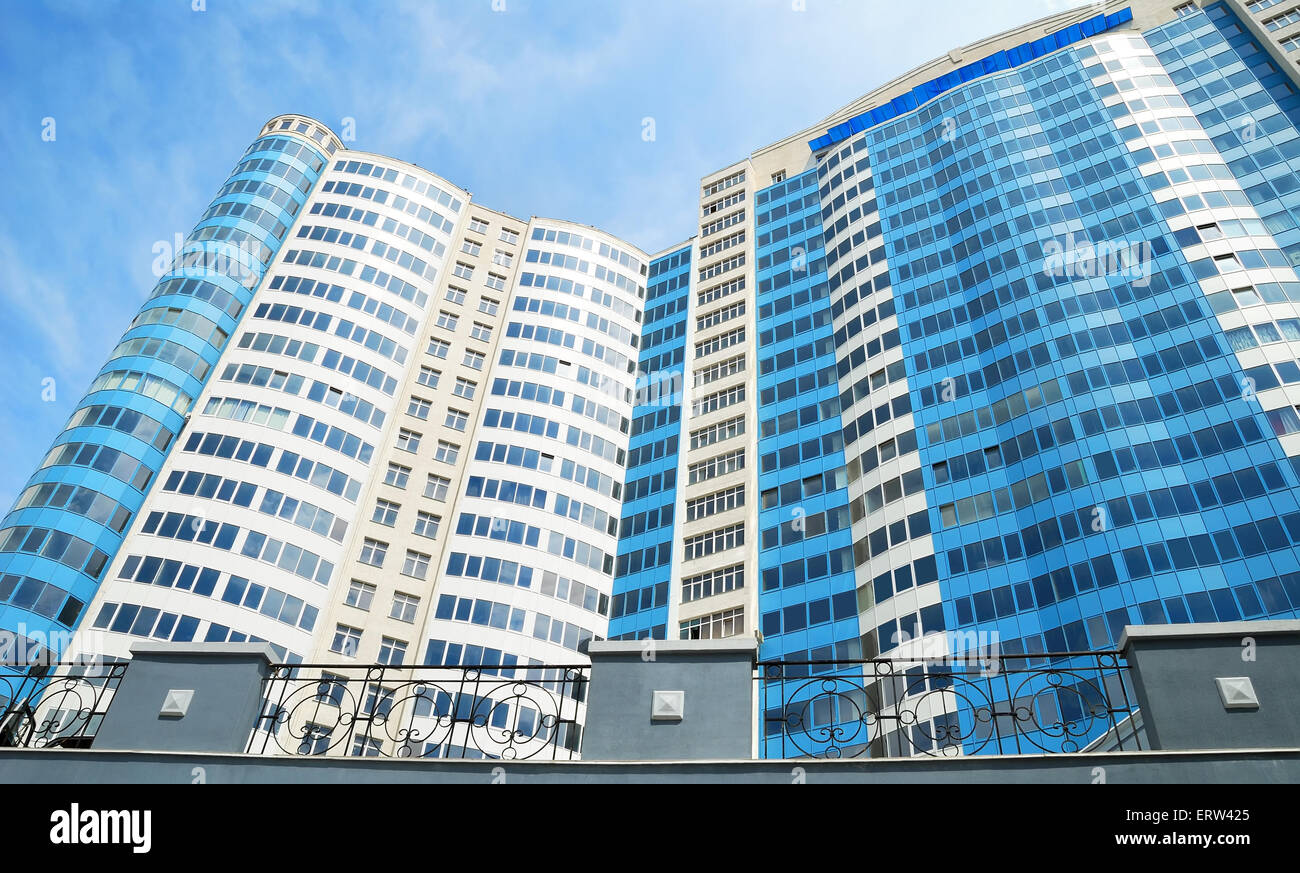 The facade of a modern apartment building Stock Photo - Alamy