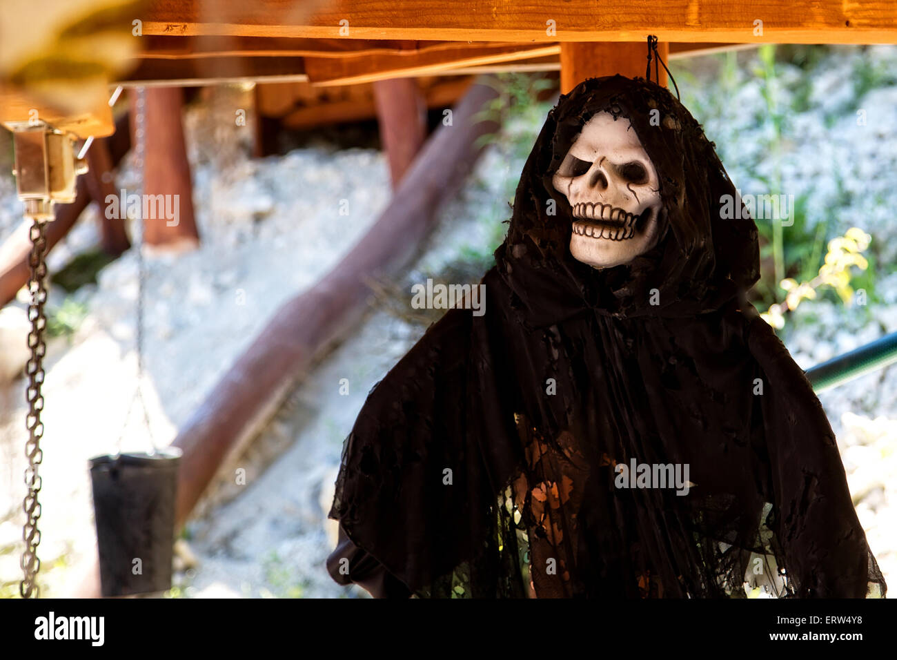 Skull hood halloween hi-res stock photography and images - Alamy