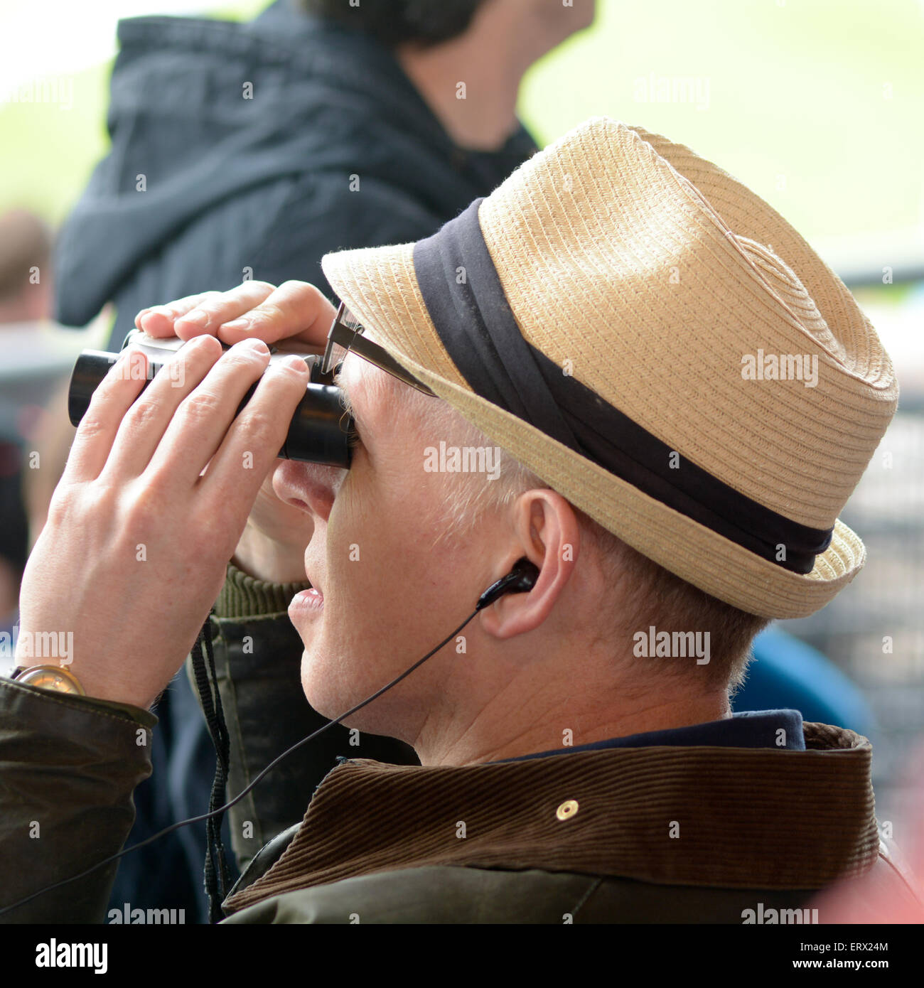 Cricket binoculars cheap