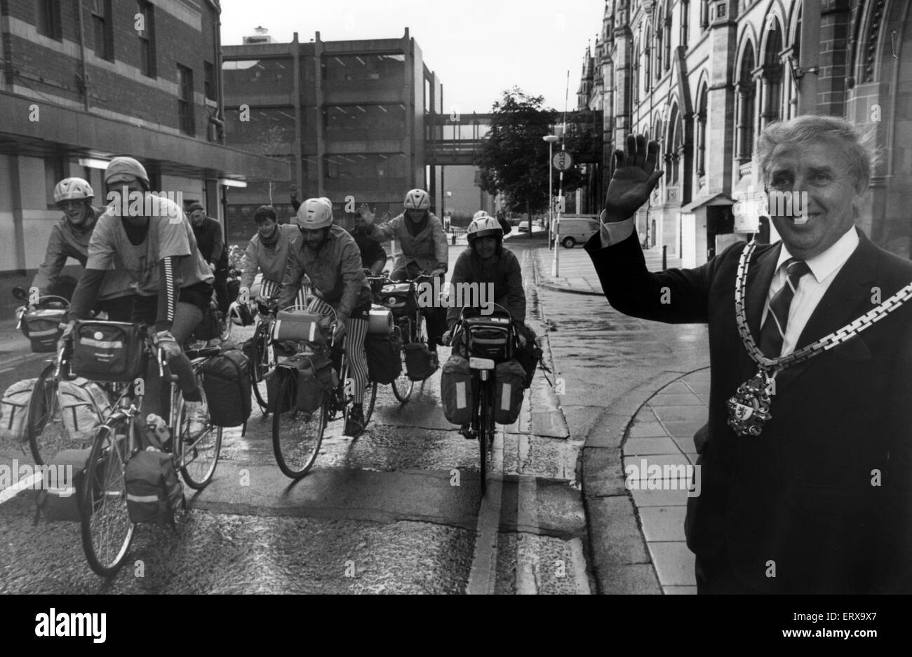 The Mayor of Middlesbrough, Councillor Malcolm Pritchard, waves off 12