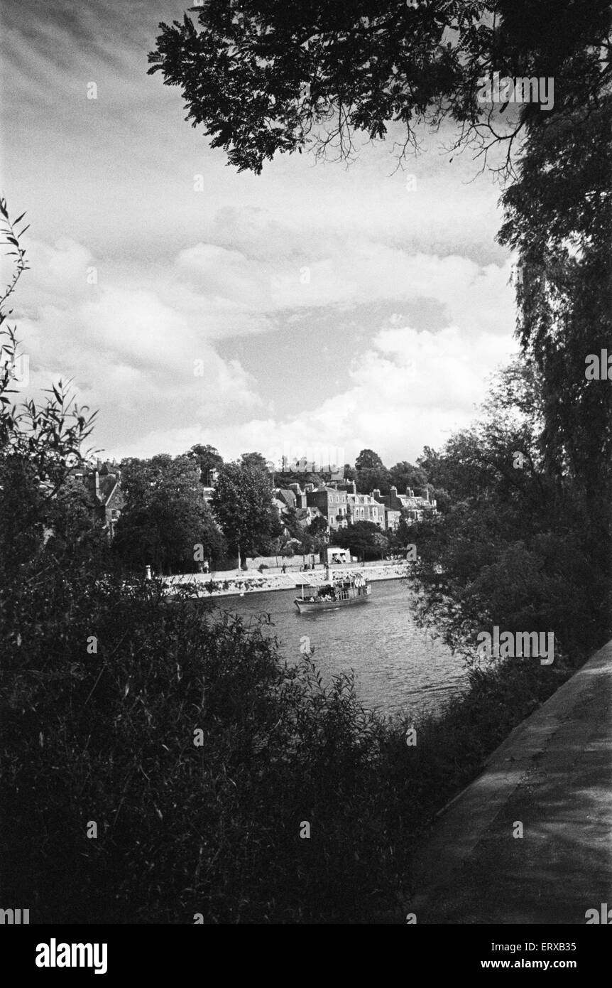 Thames thames river in Black and White Stock Photos & Images - Alamy