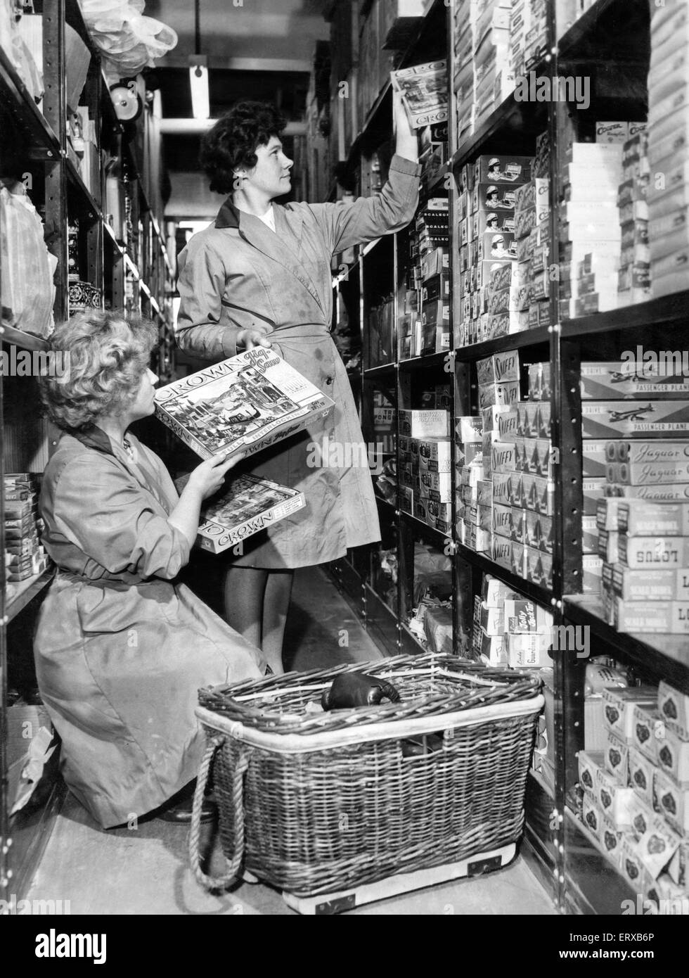 Staff stock up new Woolworth's Store, London Road, Liverpool, 14th November 1962. Stock Photo