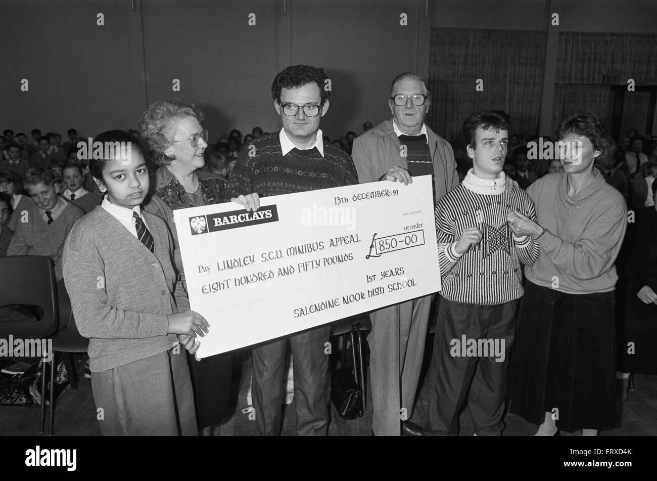 Salendine Nook High School raised £850 in a sponsored swim for a minibus appeal by Lindley Special Care Unit. 13th December 1991. Stock Photo