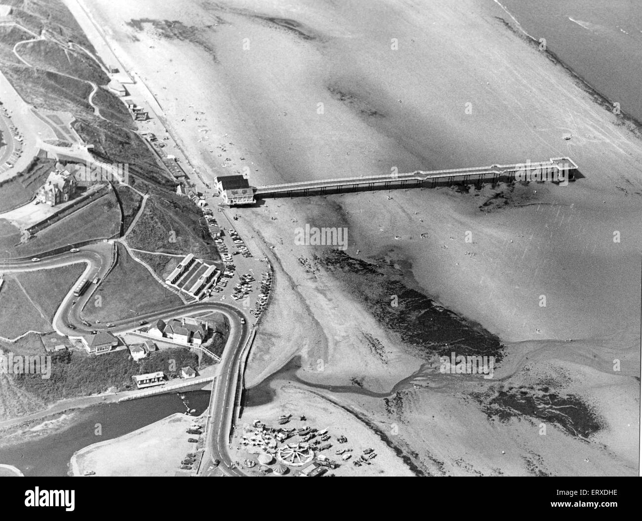 Aerial view of Saltburn beach. 28th August 1984. Stock Photo